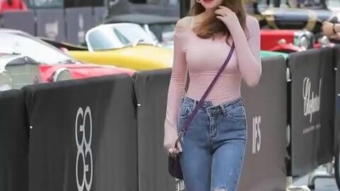 日韩街拍牛仔裤美女视频,日韩街拍牛仔裤美女风采展示