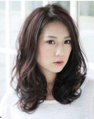 日韩复古中长发美女视频,日韩复古中长发美女风采再现